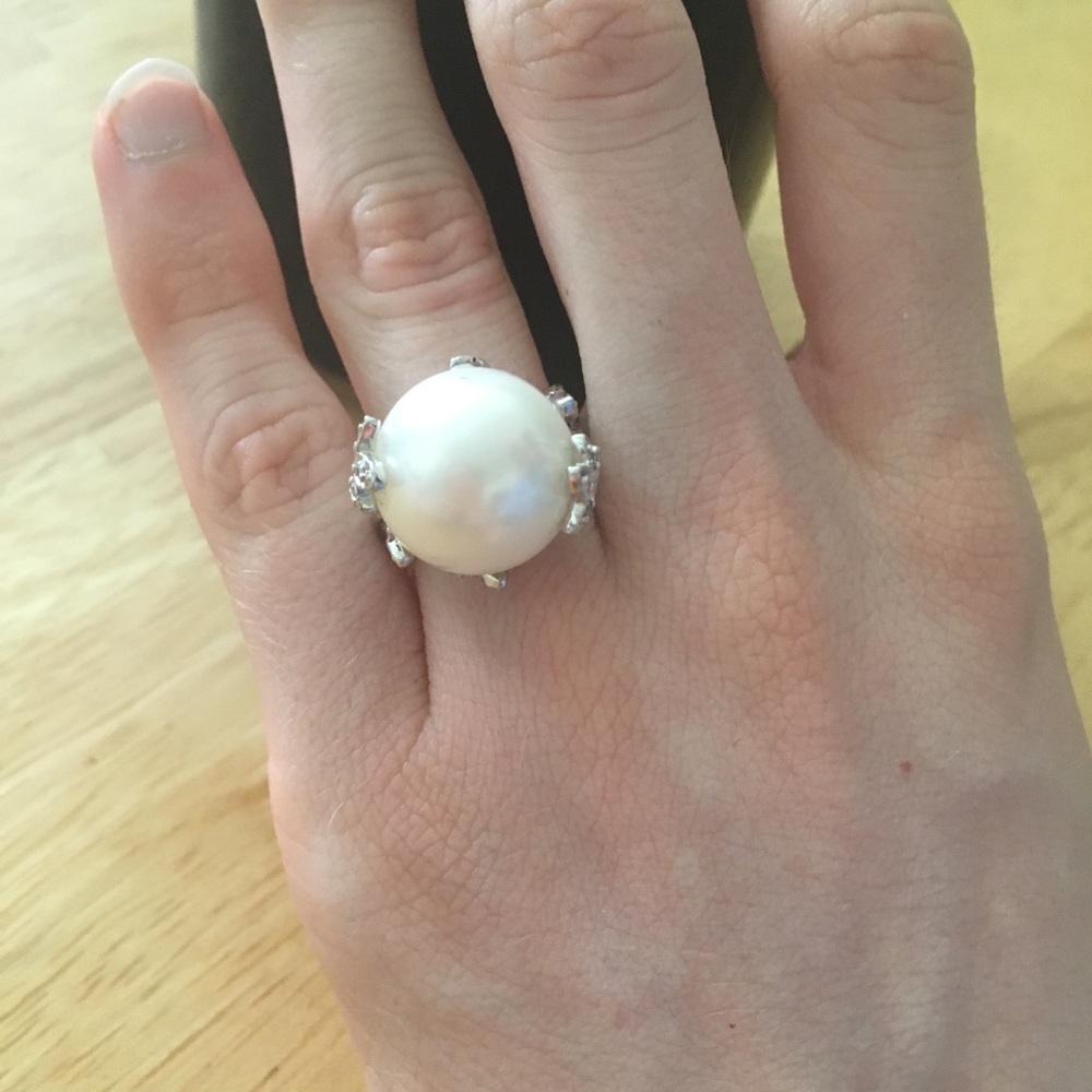 RING beautiful cubic zirconia Pearl ring